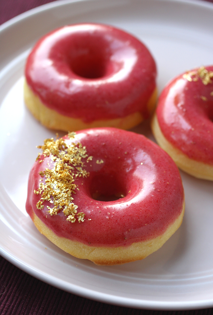 https://www.foodgal.com/wp-content/uploads/2022/11/strawberry-mochi-donuts.jpg